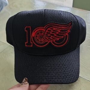 Detroit Red Wings 100 Years Centennial Embroidered baseball cap hat